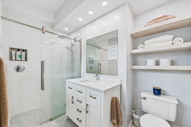 2271 Grace Avenue, Mckinleyville, CA 95519