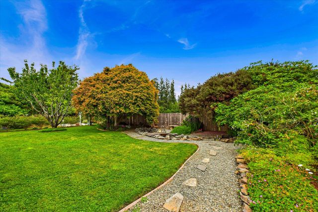 2271 Grace Avenue, Mckinleyville, CA 95519