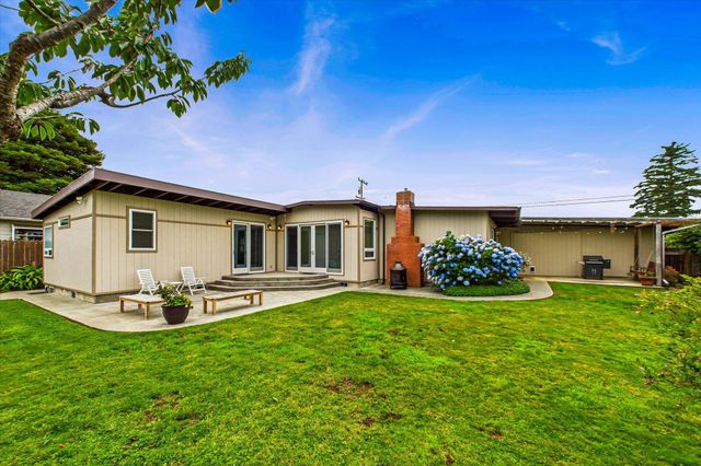 2271 Grace Avenue, Mckinleyville, CA 95519