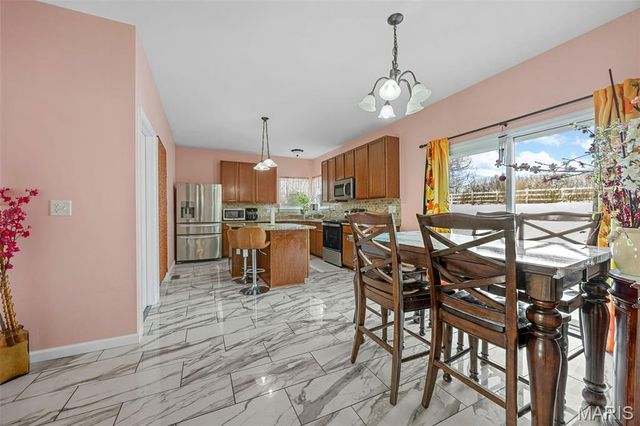 1104 Duxbury Lane, O'fallon, MO 63366