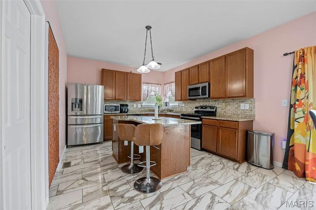 1104 Duxbury Lane, O'fallon, MO 63366