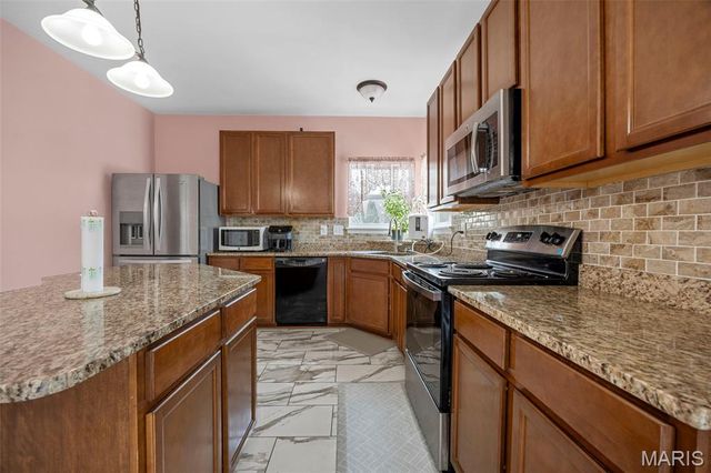 1104 Duxbury Lane, O'fallon, MO 63366