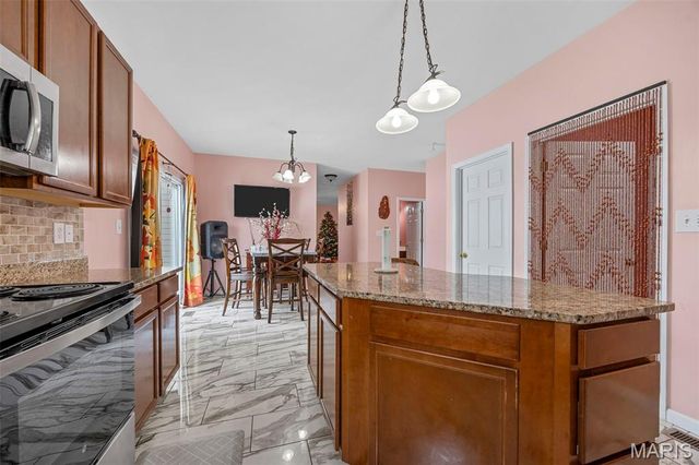 1104 Duxbury Lane, O'fallon, MO 63366