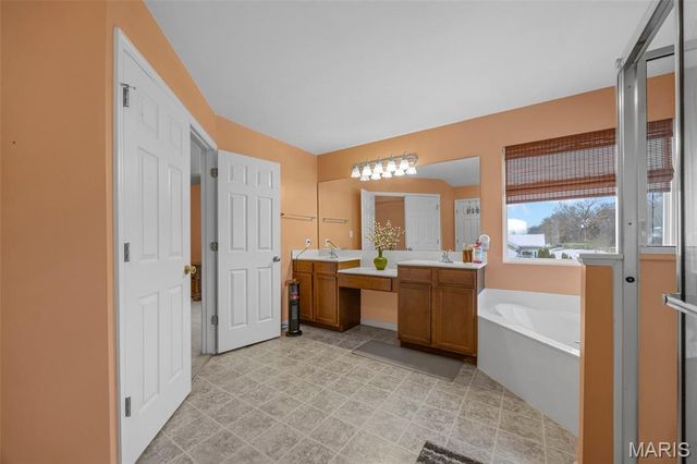 1104 Duxbury Lane, O'fallon, MO 63366