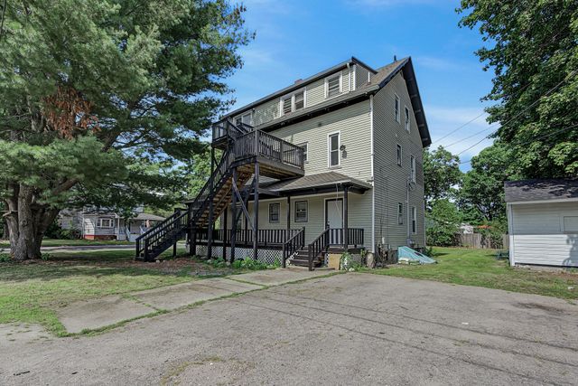 39 Hope St 2, Attleboro, MA 02703