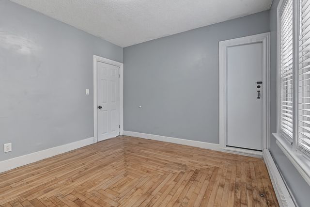 39 Hope St 2, Attleboro, MA 02703