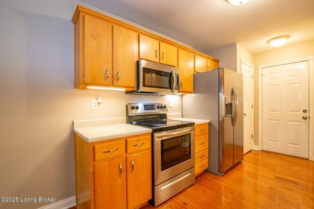 1144 Oak St, Elizabethtown, KY 42701