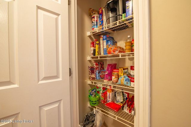 1144 Oak St, Elizabethtown, KY 42701