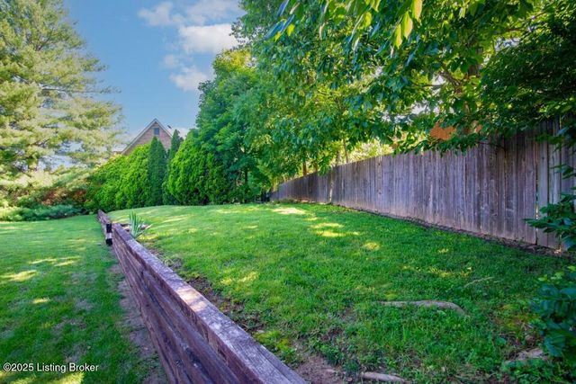 1144 Oak St, Elizabethtown, KY 42701