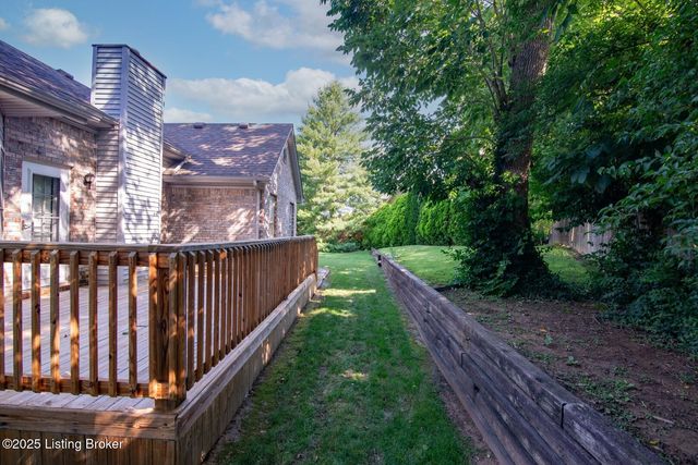 1144 Oak St, Elizabethtown, KY 42701