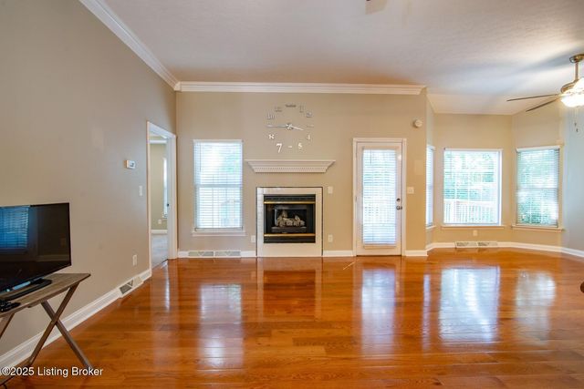 1144 Oak St, Elizabethtown, KY 42701