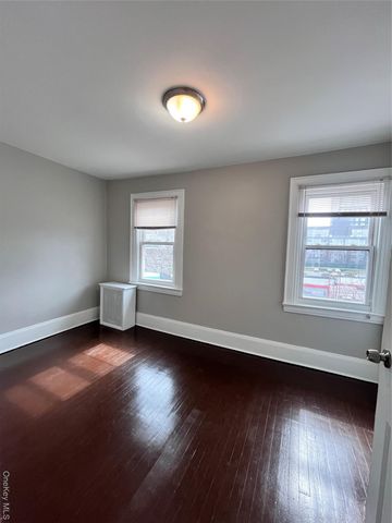 150-44 87th Road, Briarwood, NY 11432