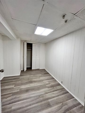 150-44 87th Road, Briarwood, NY 11432