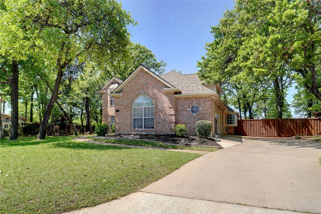 3221 Shadow Wood Circle, Highland Village, TX 75077