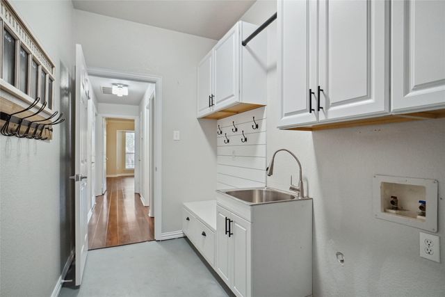 3221 Shadow Wood Circle, Highland Village, TX 75077