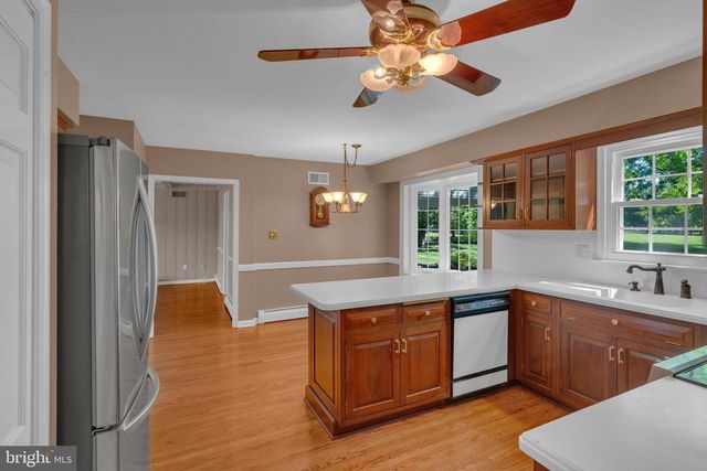 89 BUCK RD, Warrington, PA 18976