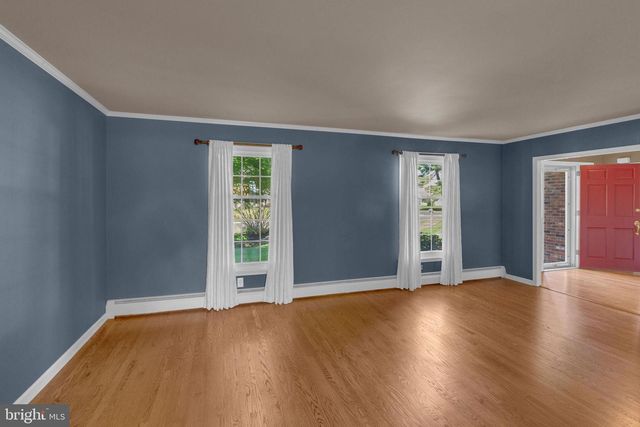 89 BUCK RD, Warrington, PA 18976