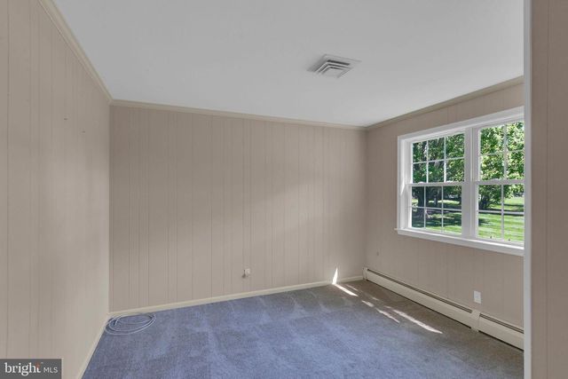 89 BUCK RD, Warrington, PA 18976