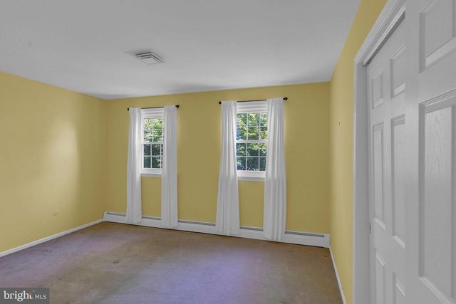 89 BUCK RD, Warrington, PA 18976