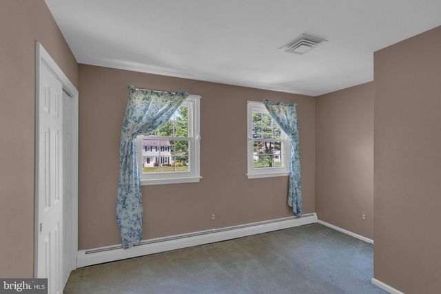 89 BUCK RD, Warrington, PA 18976