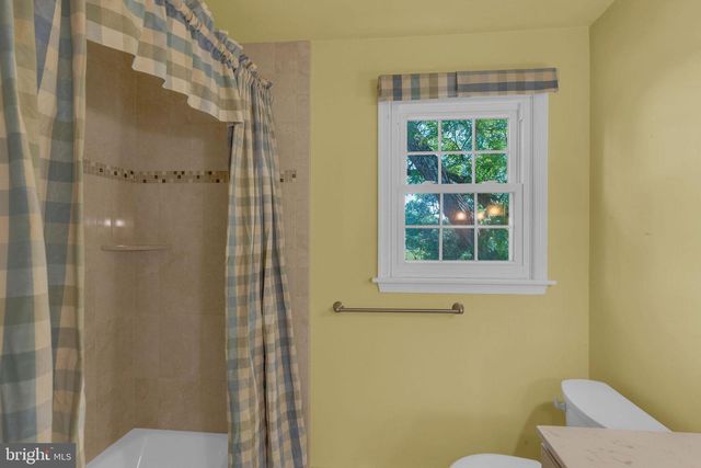 89 BUCK RD, Warrington, PA 18976