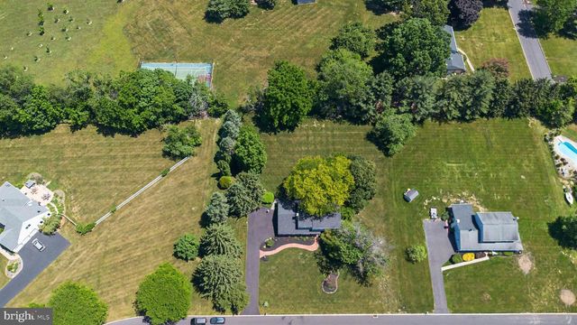 89 BUCK RD, Warrington, PA 18976