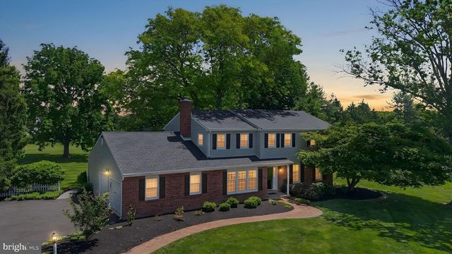 89 BUCK RD, Warrington, PA 18976