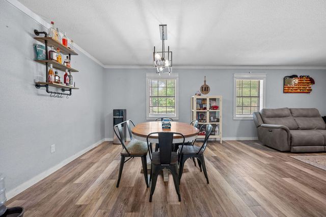 150 Thomas, Leesville, LA 71446