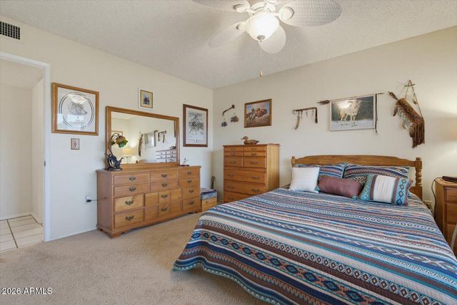 10611 W SARATOGA Circle, Sun City, AZ 85351