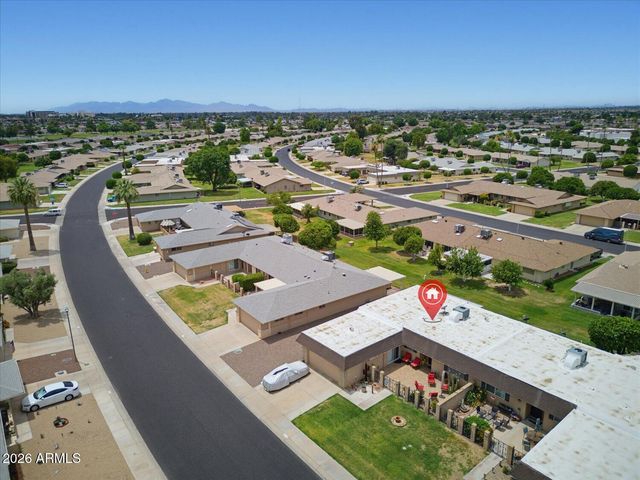 10611 W SARATOGA Circle, Sun City, AZ 85351