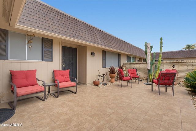 10611 W SARATOGA Circle, Sun City, AZ 85351