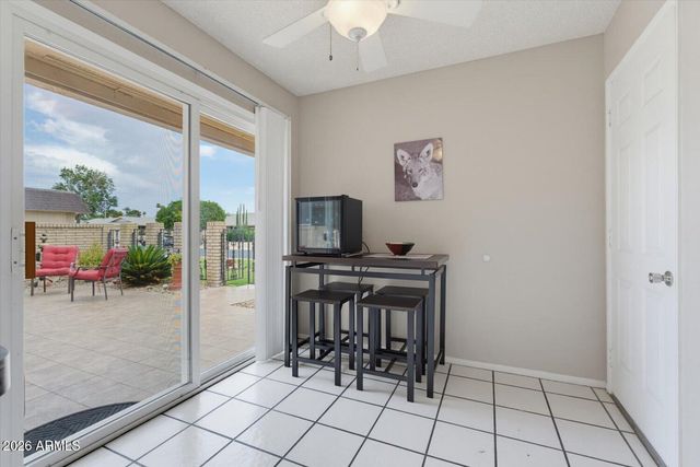 10611 W SARATOGA Circle, Sun City, AZ 85351