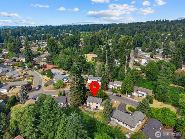 14215 110th Avenue NE, Kirkland, WA 98034