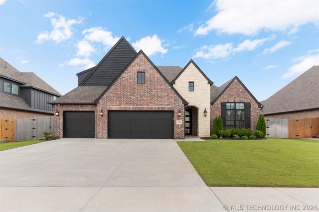 5910 E 127th Place S, Tulsa, OK 74008