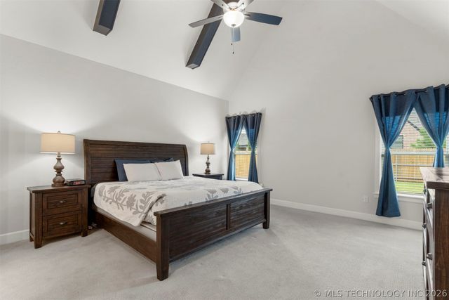 5910 E 127th Place S, Tulsa, OK 74008