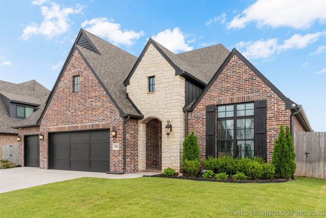 5910 E 127th Place S, Tulsa, OK 74008