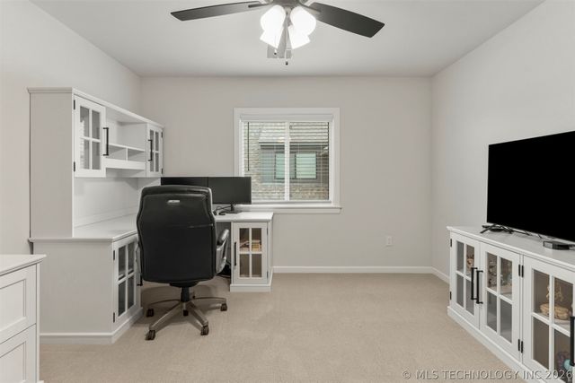 5910 E 127th Place S, Tulsa, OK 74008