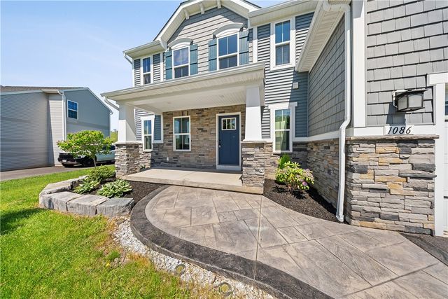 1086 Harlowe Lane, Farmington, NY 14425
