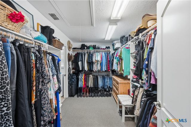 1701 Charter Oak Drive, Canyon Lake, TX 78133