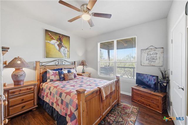 1701 Charter Oak Drive, Canyon Lake, TX 78133