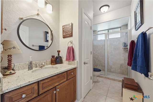 1701 Charter Oak Drive, Canyon Lake, TX 78133