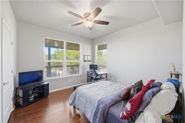 1701 Charter Oak Drive, Canyon Lake, TX 78133