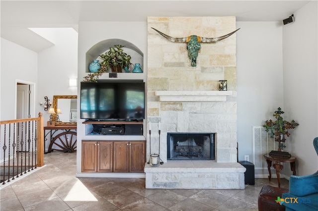 1701 Charter Oak Drive, Canyon Lake, TX 78133