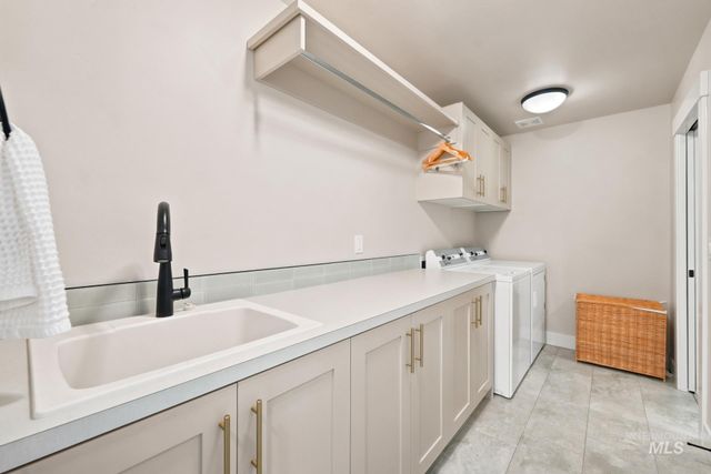 6933 S Zenith, Meridian, ID 83642