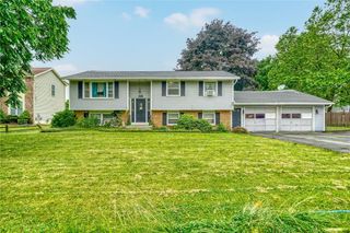 868 Stone Road, Greece, NY 14616