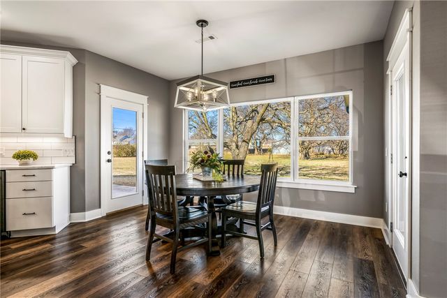 11191 Pickett Ridge Road, Prairie Grove, AR 72753