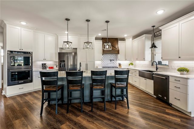 11191 Pickett Ridge Road, Prairie Grove, AR 72753