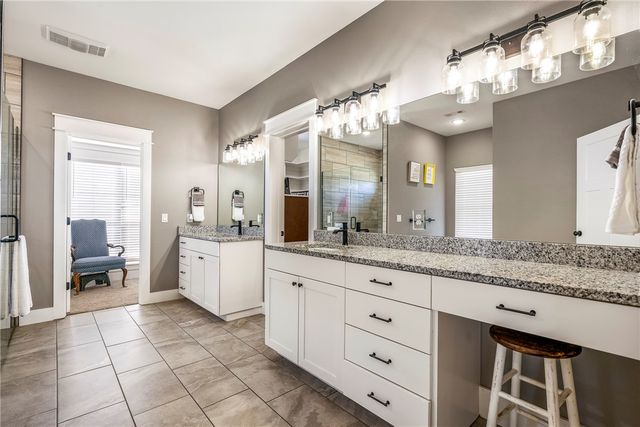 11191 Pickett Ridge Road, Prairie Grove, AR 72753