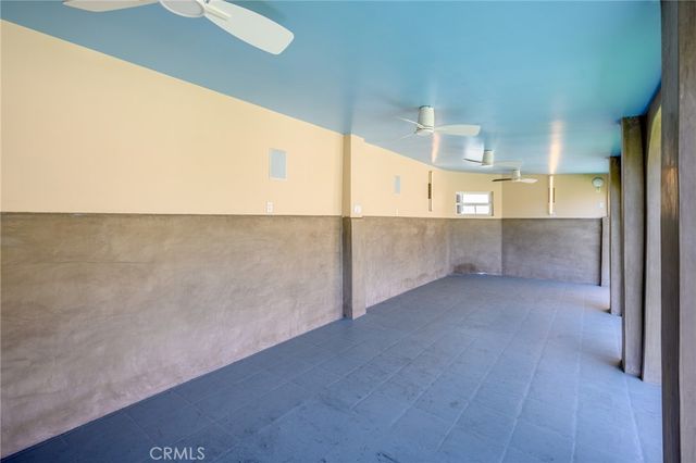 2040 W Kenneth Road, Glendale, CA 91201