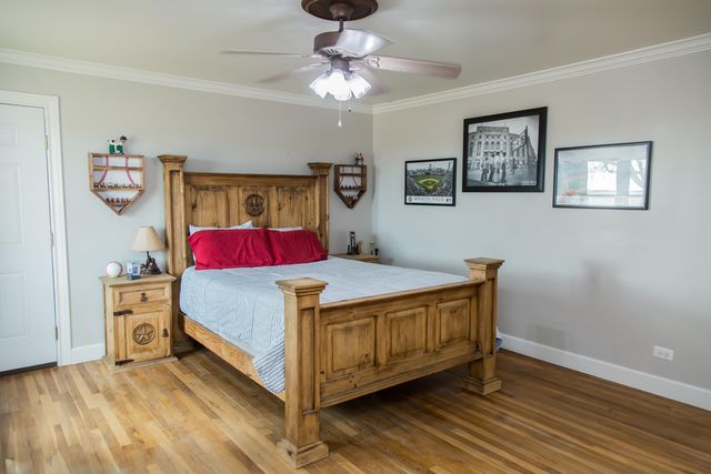 930 Sun Road, Plainview, TX 79072